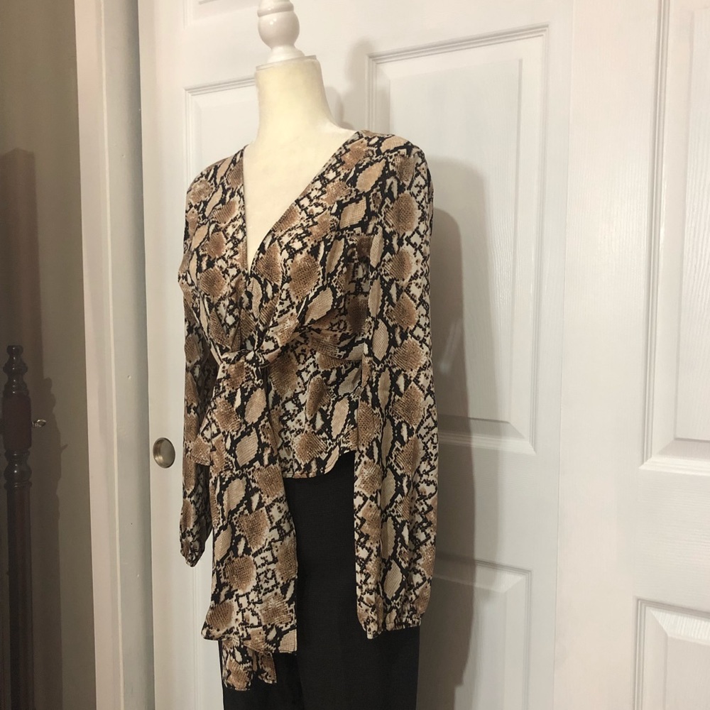 Snake Print Top - Picture 7 of 9